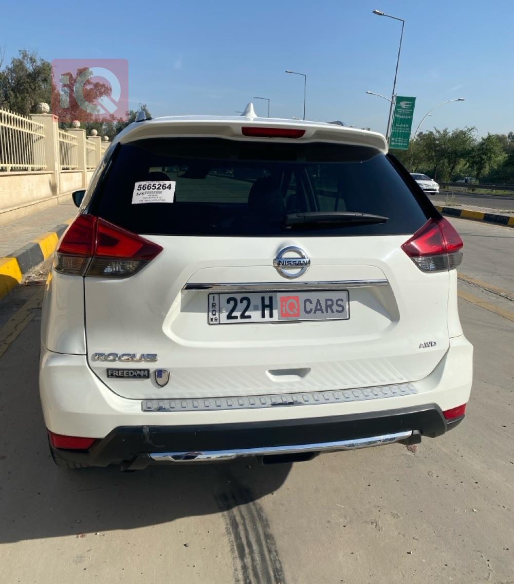 Nissan Rogue